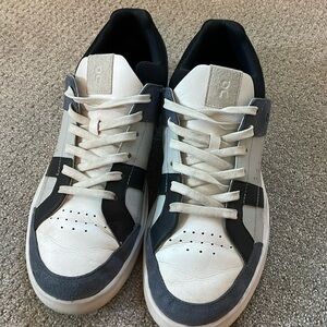 On Cloud The Roger clubhouse